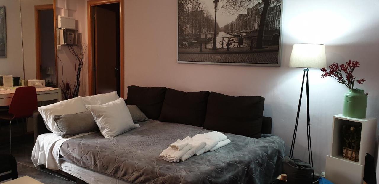 Subway Station Apartment Near Camp Nou Оспиталет де Лобрегат Екстериор снимка